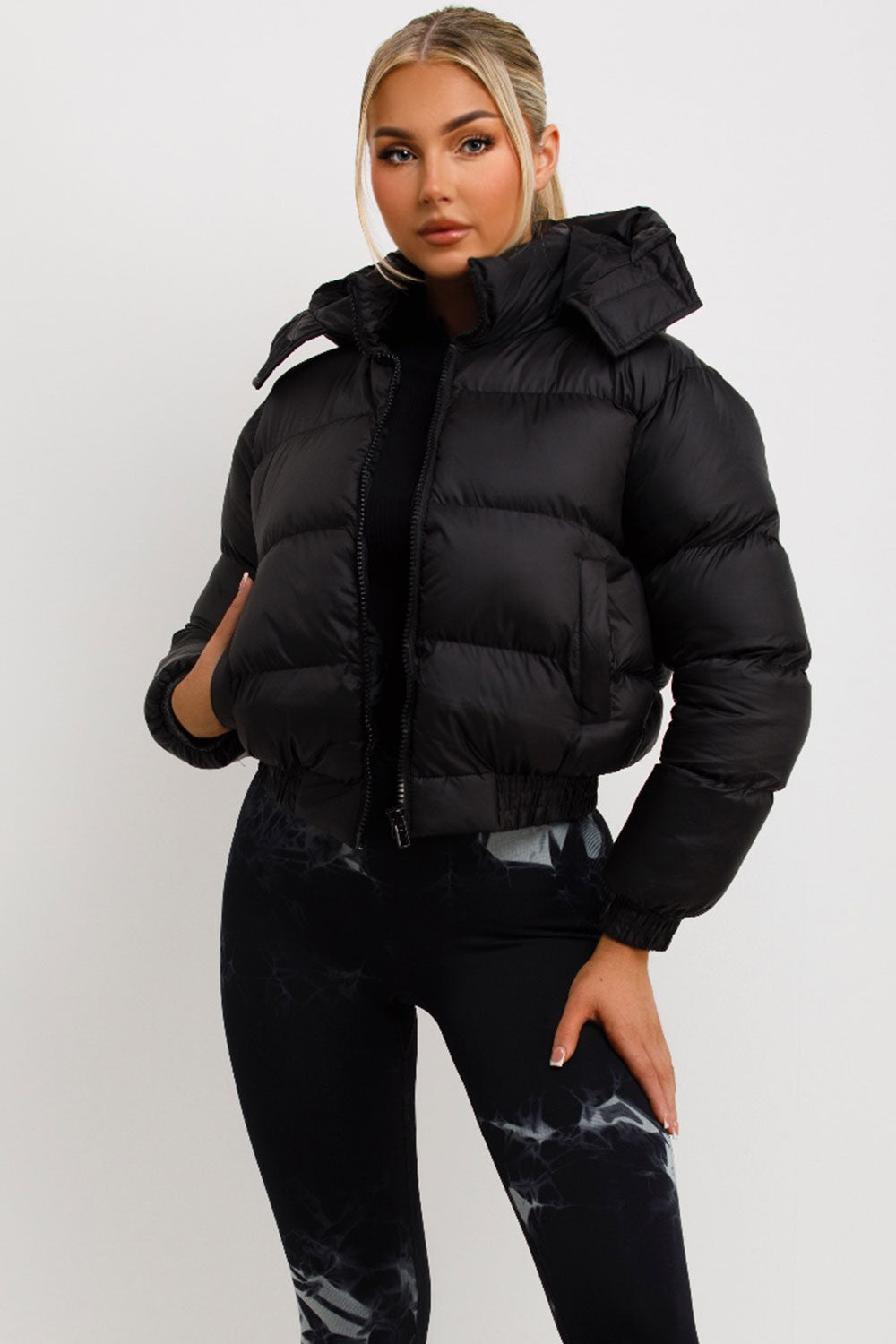 Puffer Jacket With Hood Black