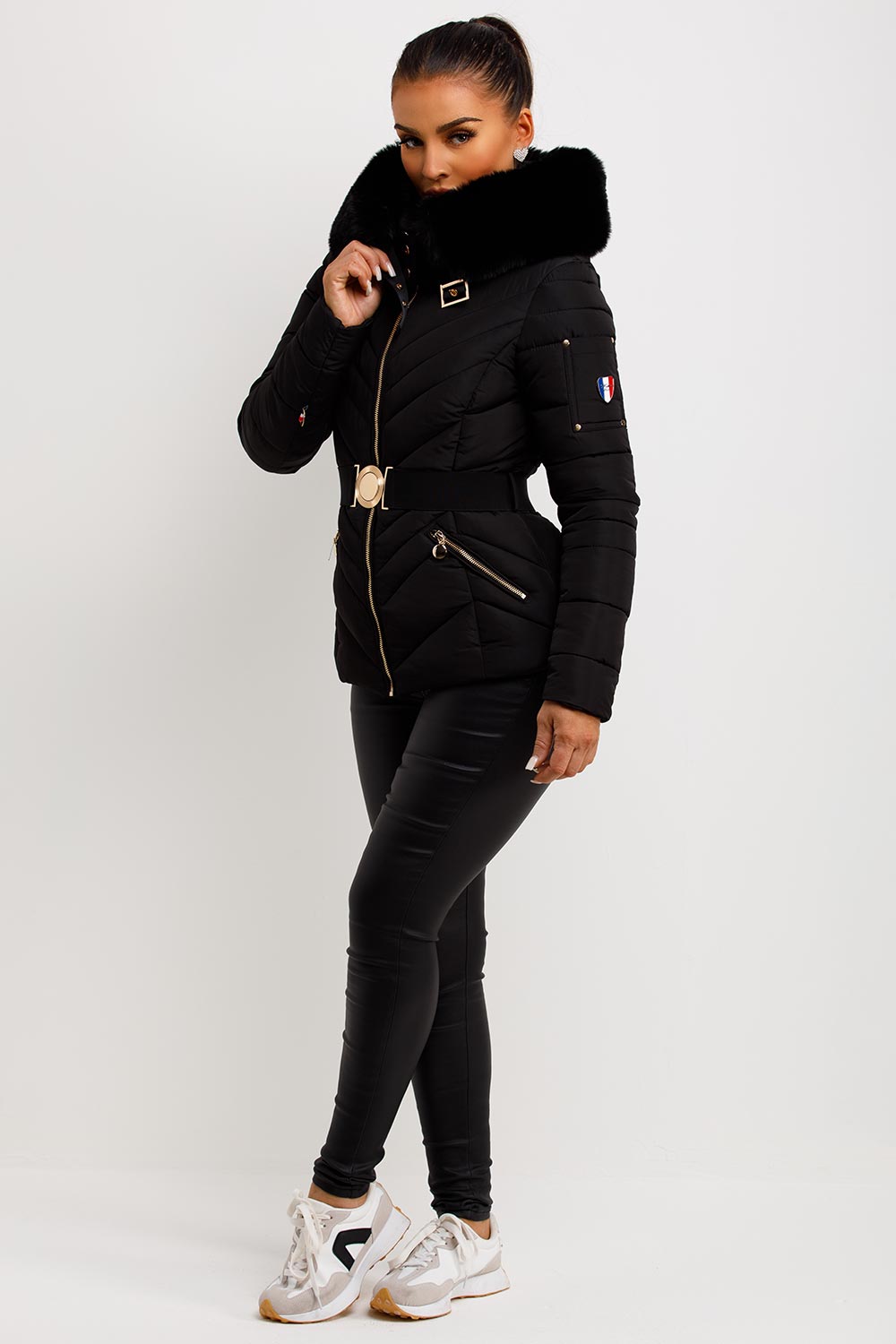 Puffer Jacket With Fur Hood And Belt Black