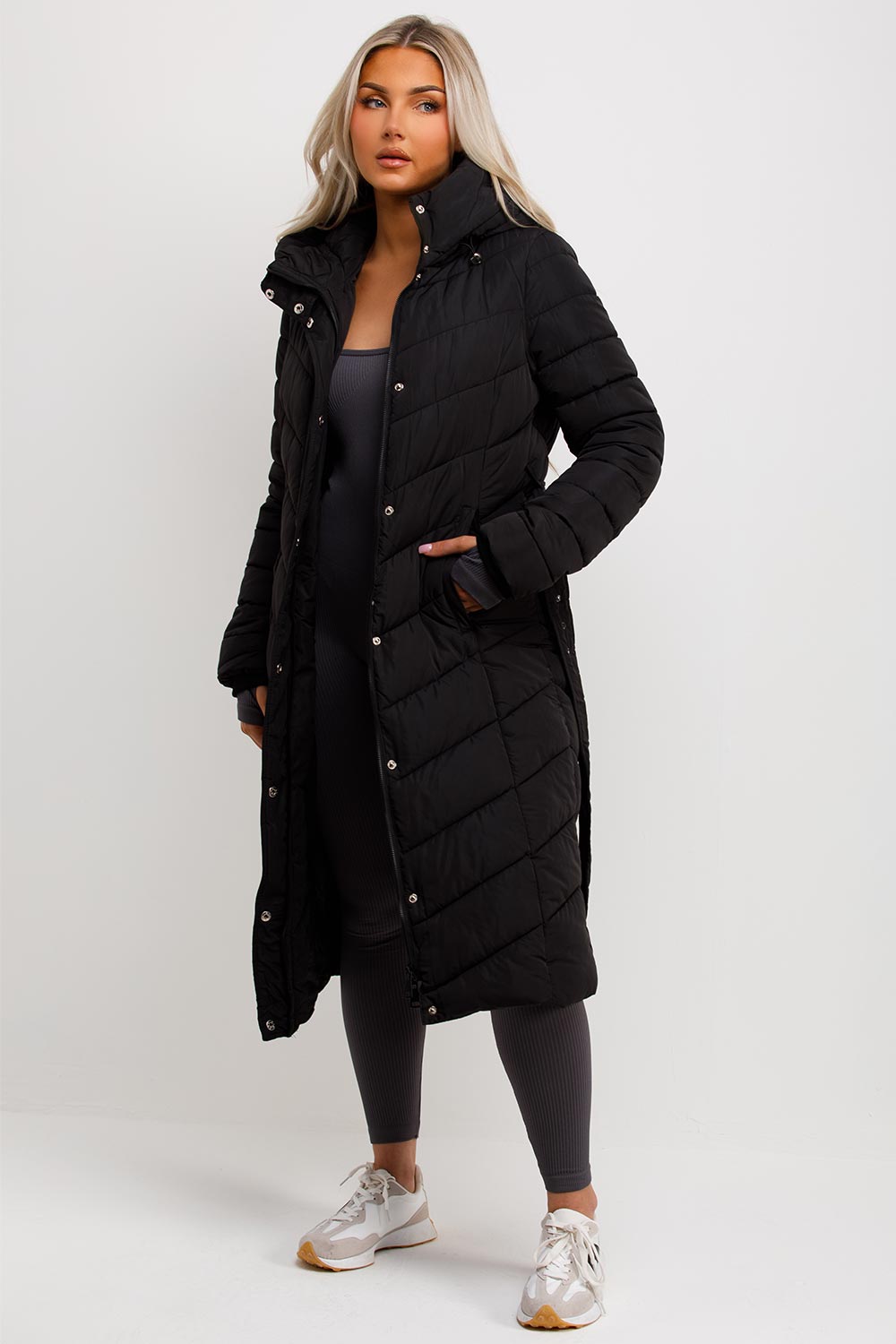 Long Padded Puffer Coat With Belt Black