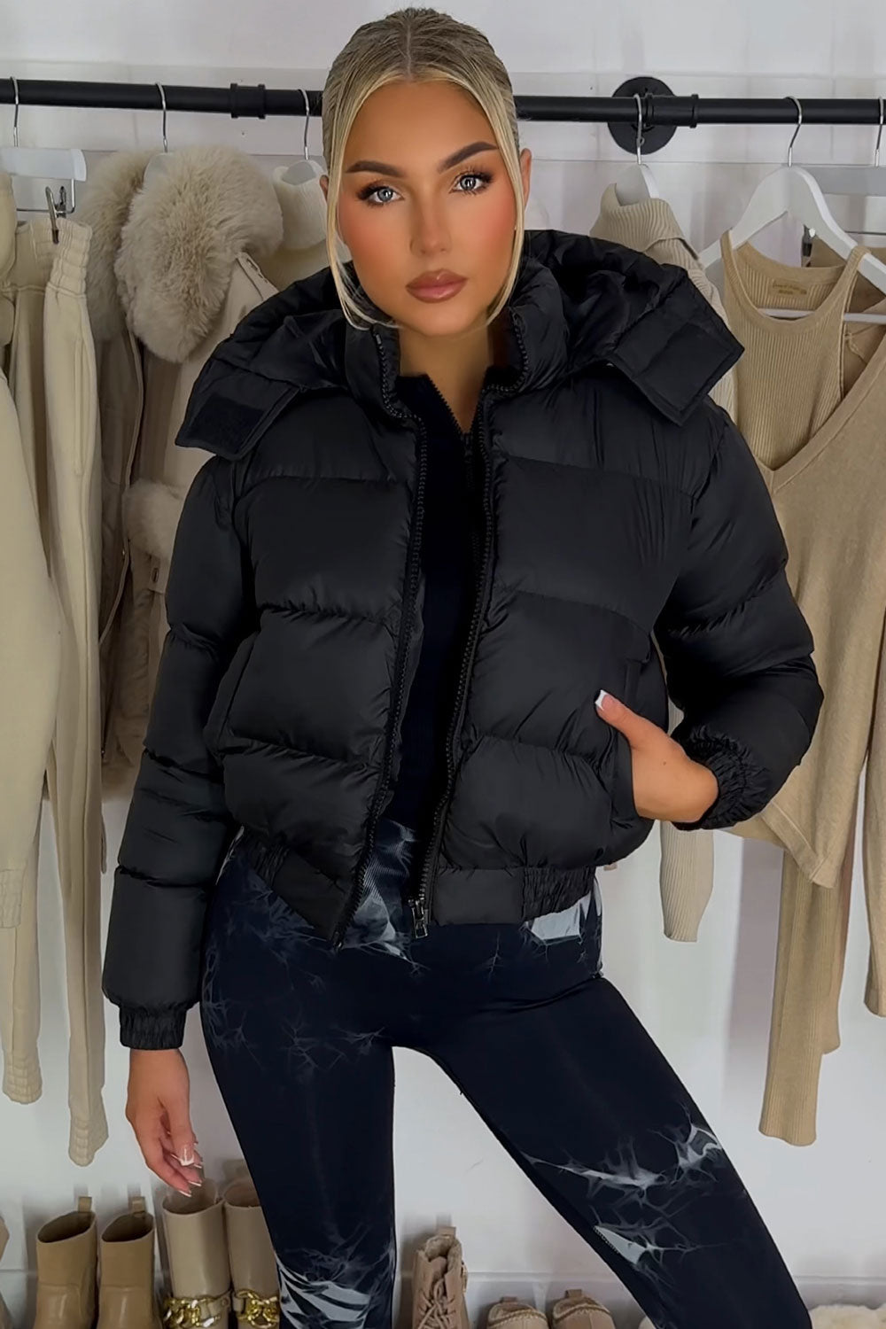 Puffer Jacket With Hood Black