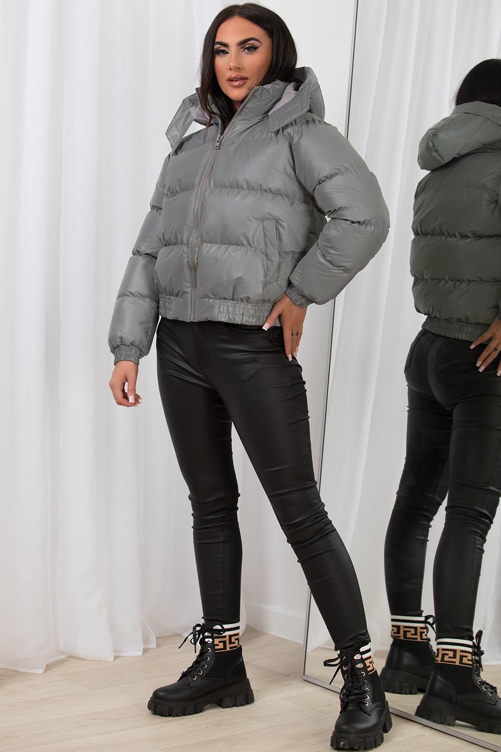 Cropped Puffer Jacket with Hood Grey