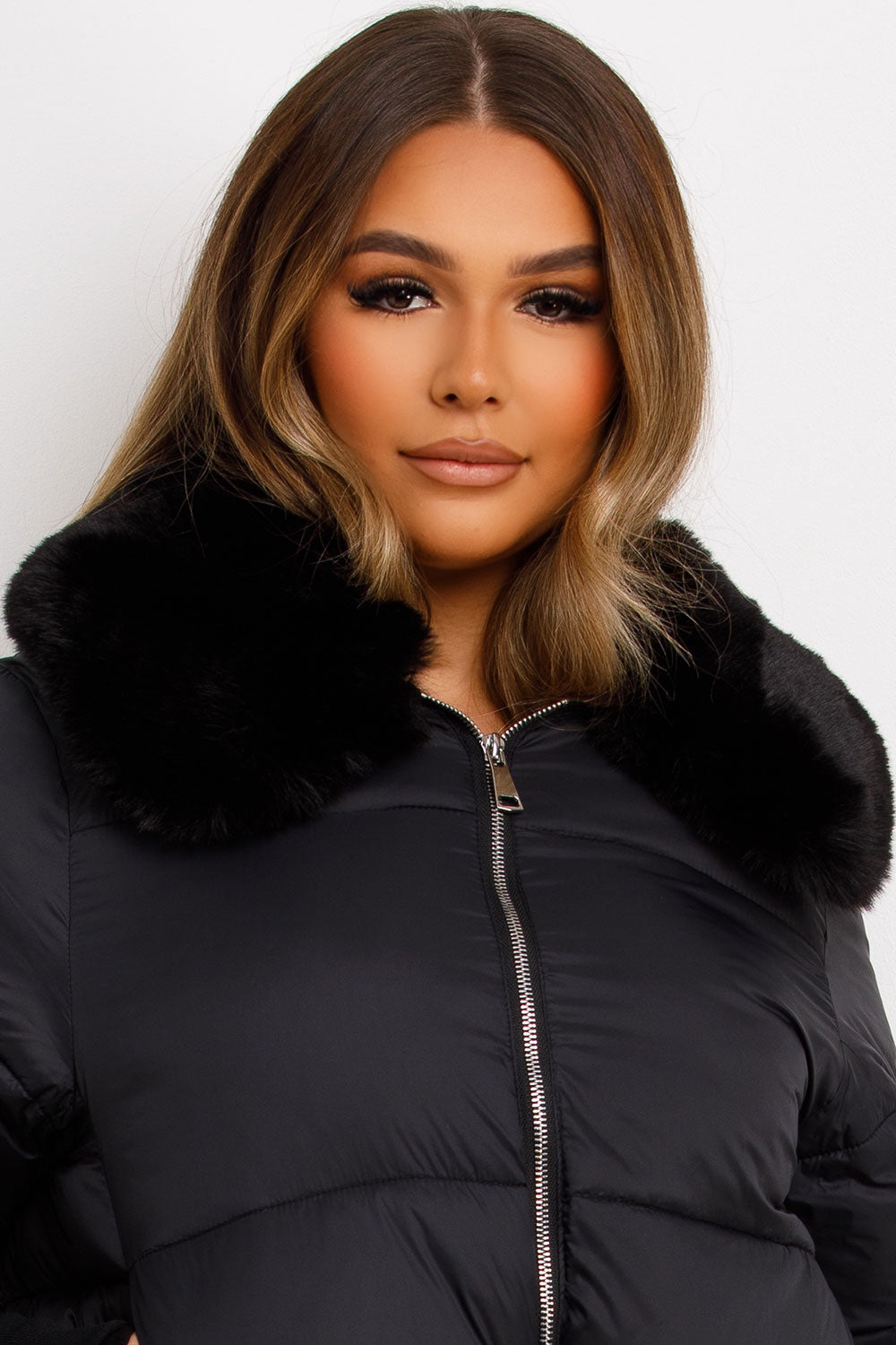 Faux Fur Collar Puffer Jacket Black