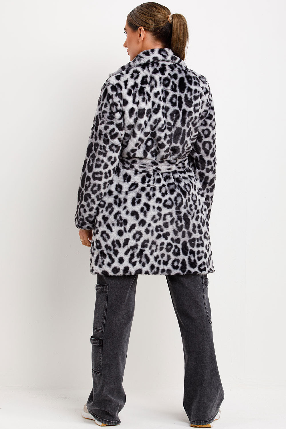 Leopard Print Faux Fur Coat With Belt And Lapel Collar Grey