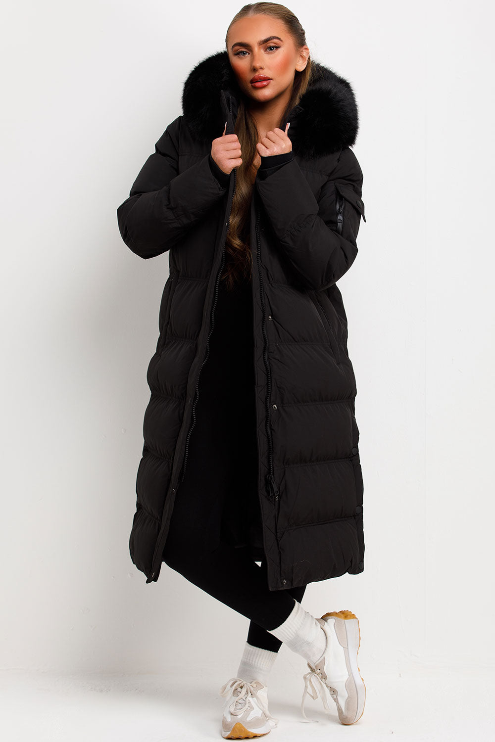 Long Puffer Coat With Fur Hood Black