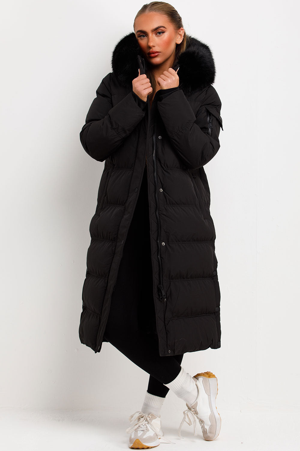 Long Puffer Coat With Fur Hood Black