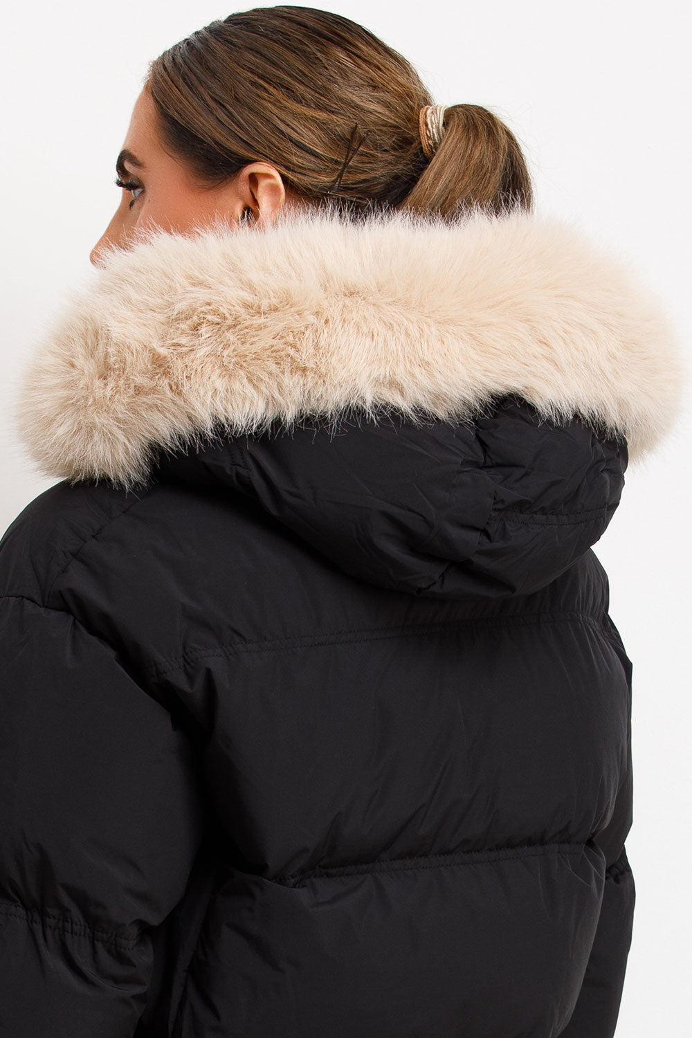 Puffer Jacket With Faux Fur Hood Black