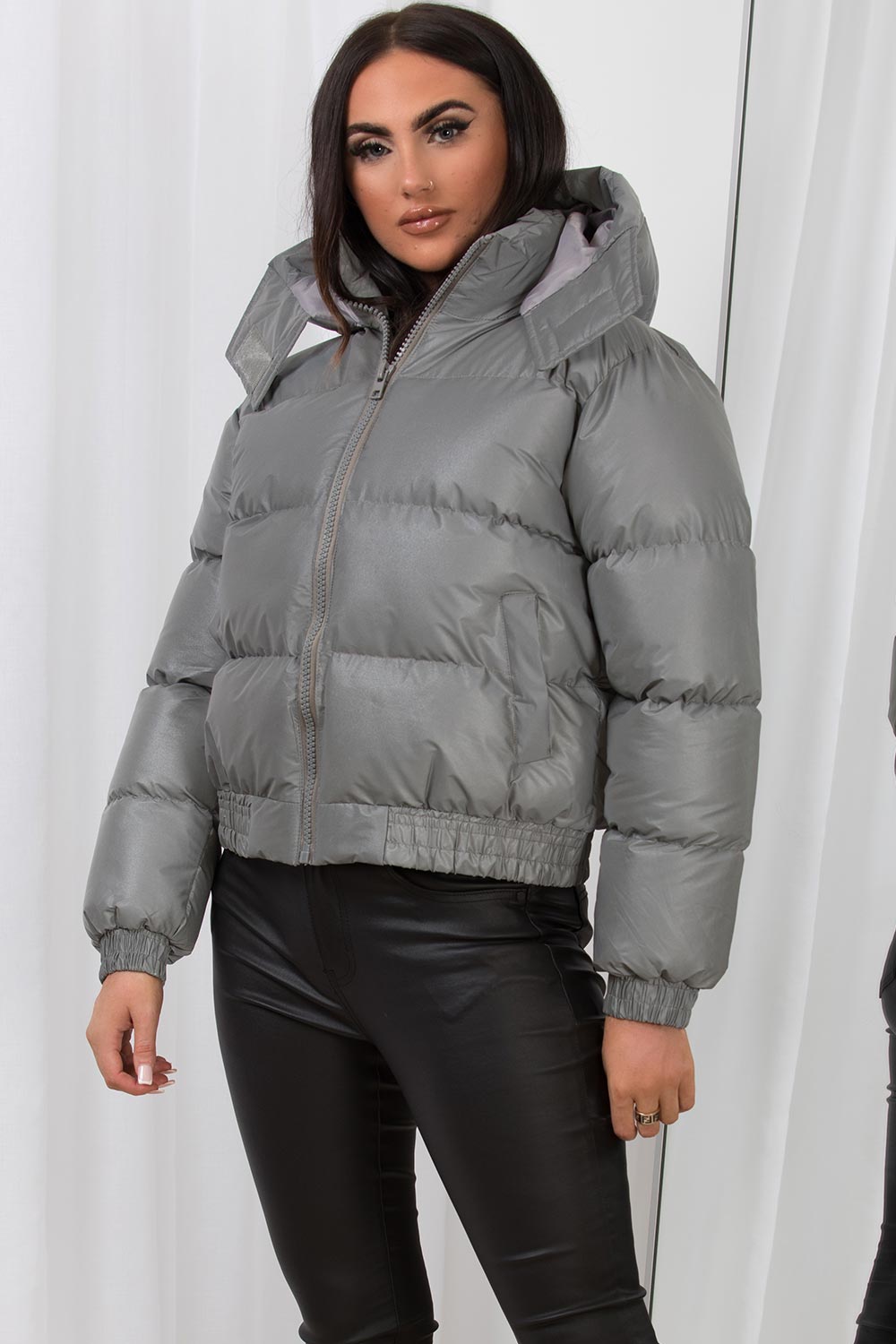 Cropped Puffer Jacket with Hood Grey