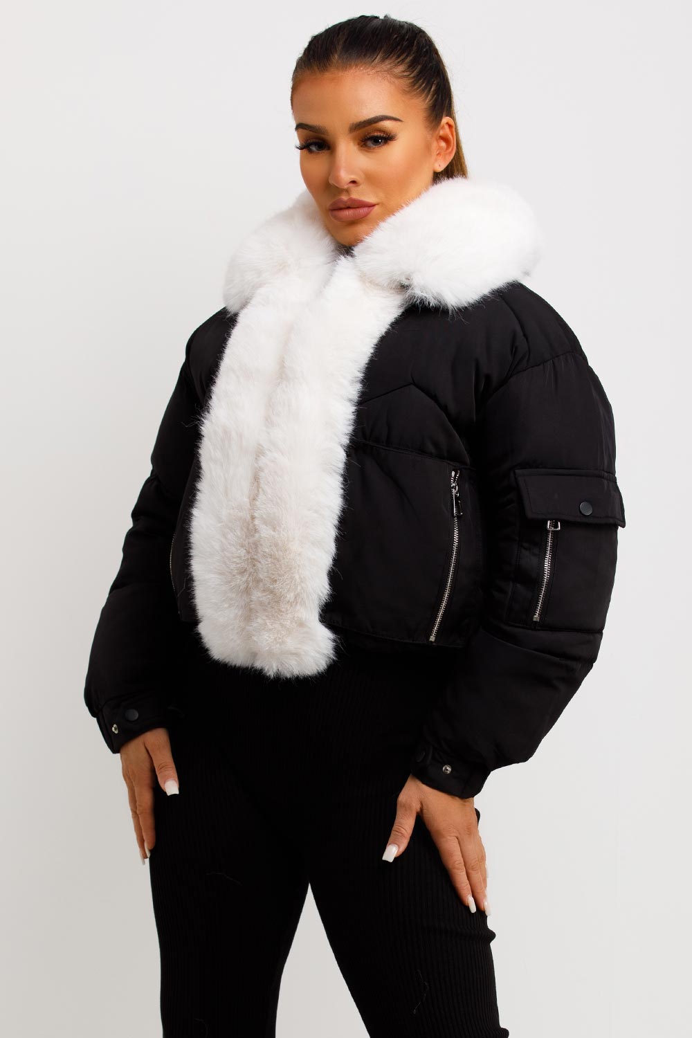 Puffer Jacket With Fur Trim Black