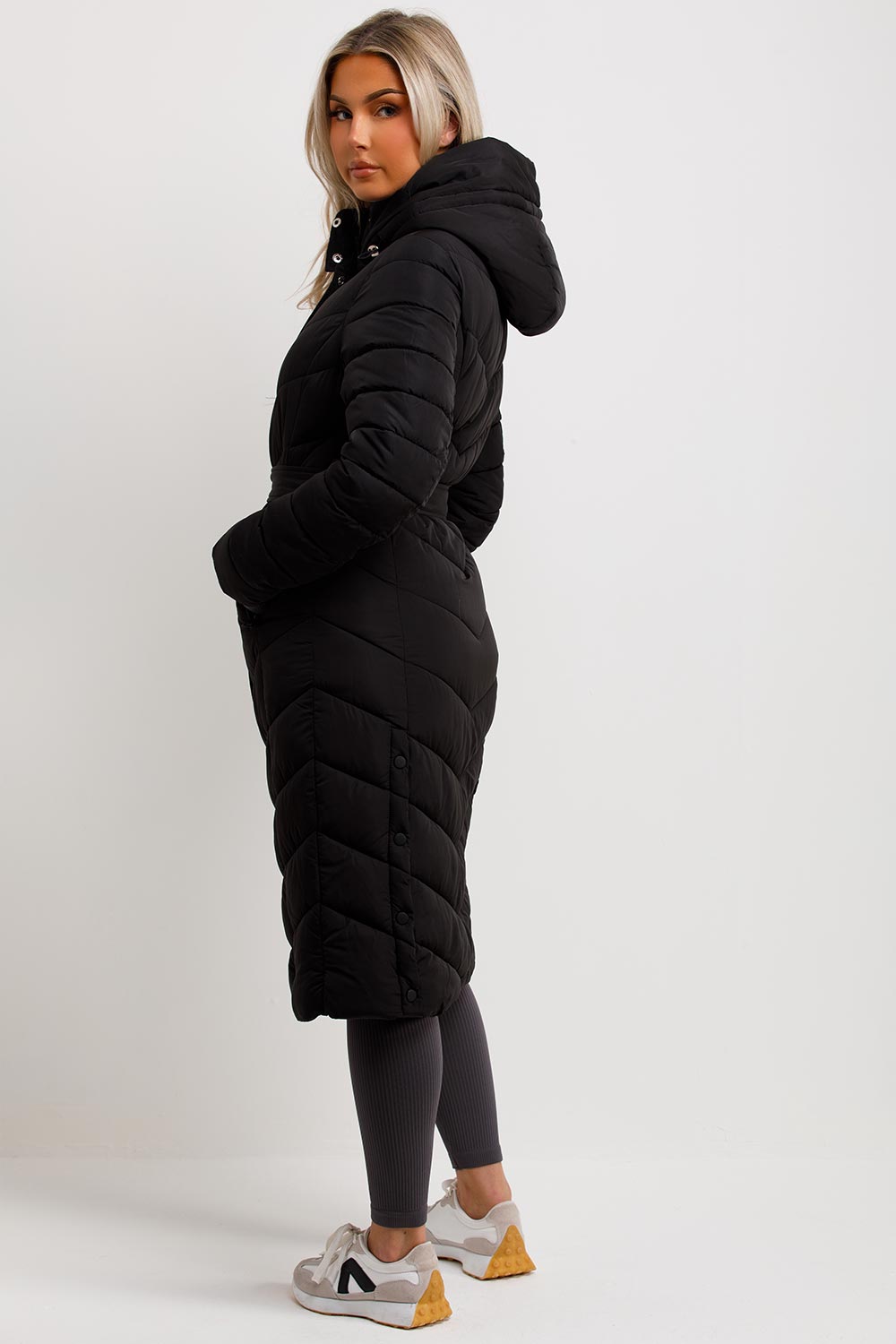 Long Padded Puffer Coat With Belt Black