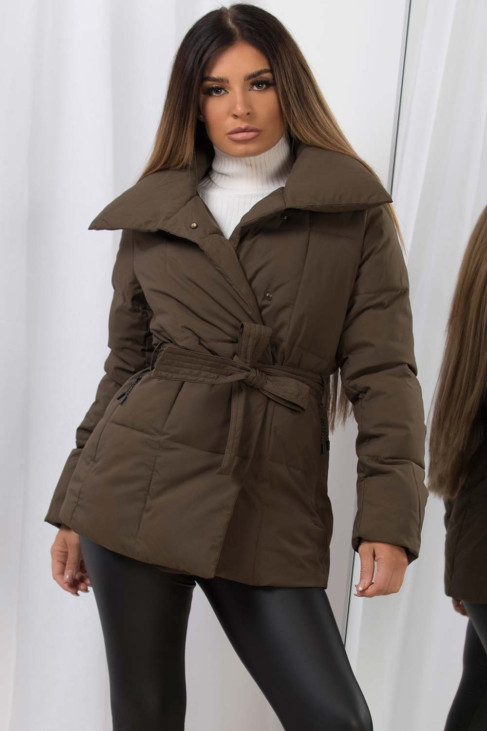 Duvet Padded Jacket With Belt Khaki