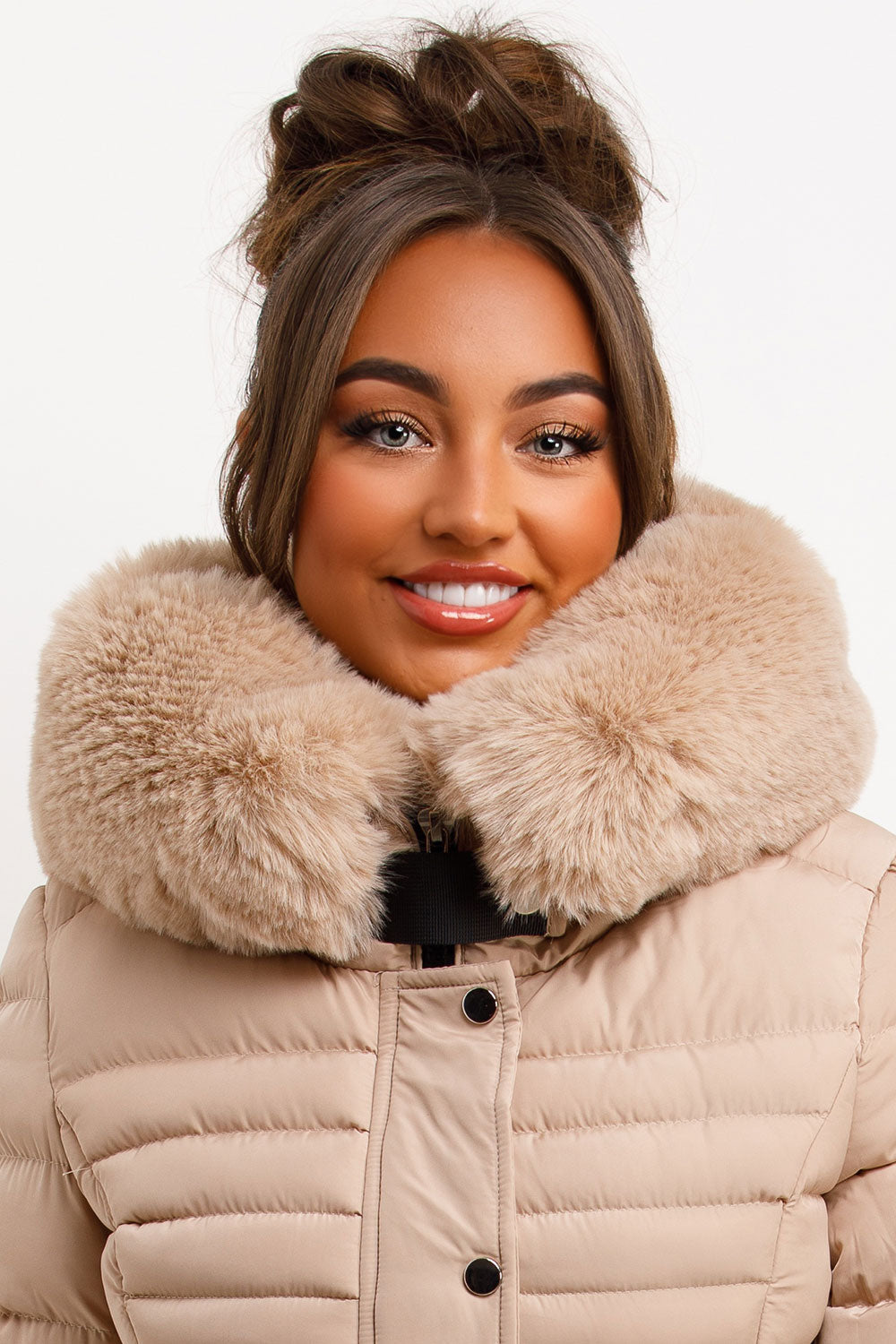 Puffer Jacket With Faux Fur Hood Side Buckle Detail Beige