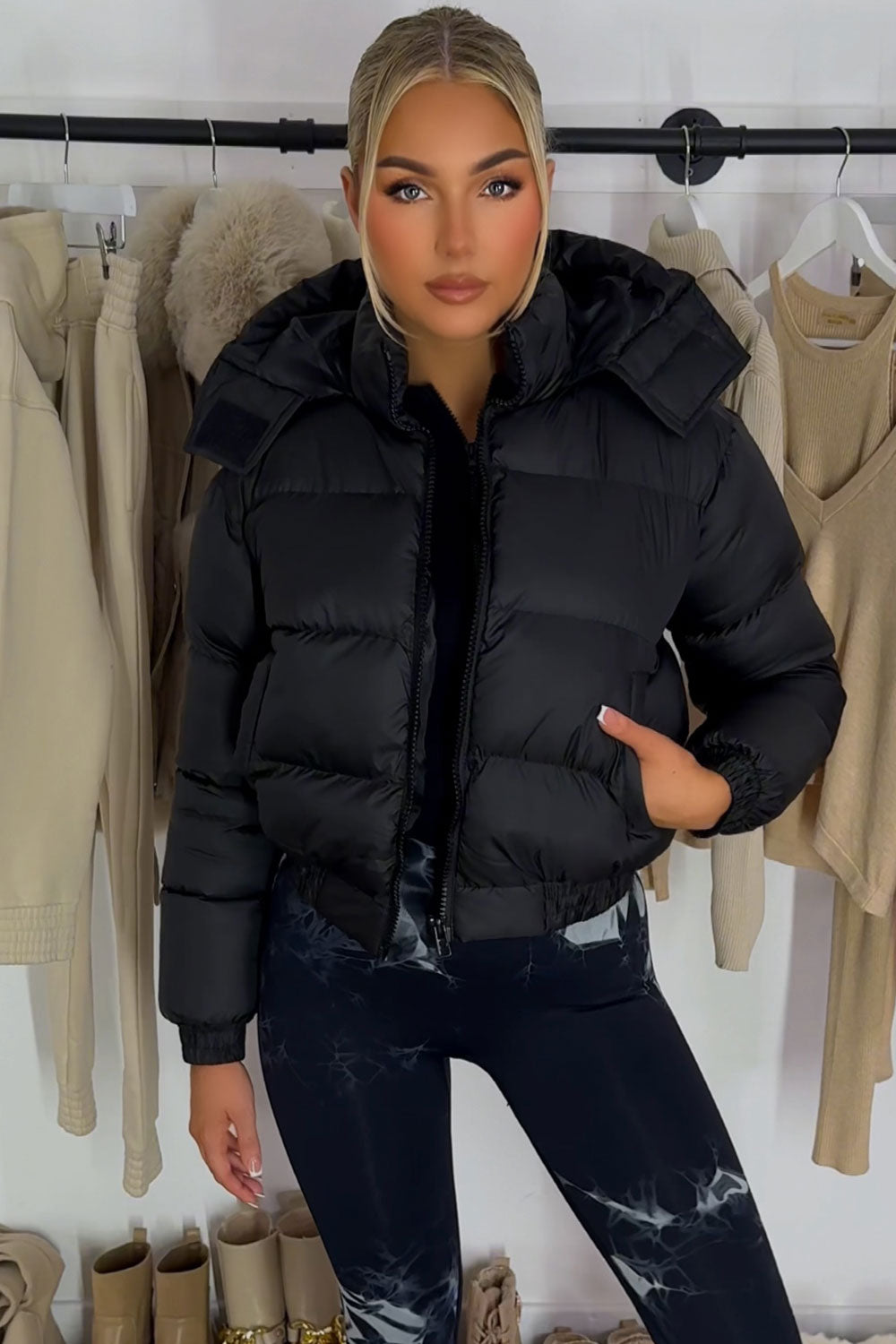 Puffer Jacket With Hood Black