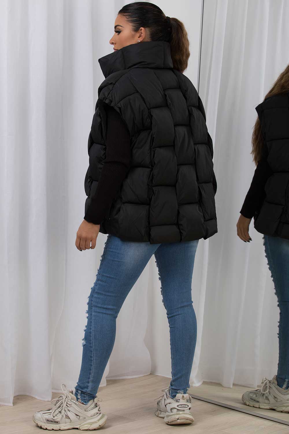 Quilted Padded Gilet With Woven Detail Black