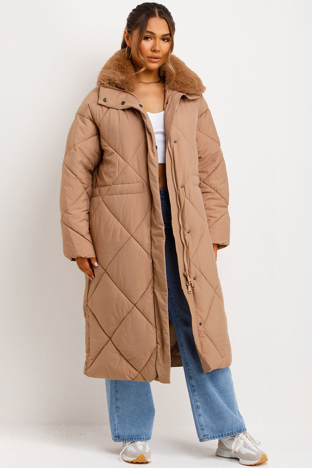 Long Puffer Quilted Coat With Fur Collar Camel