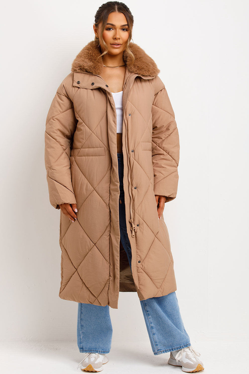 Long Puffer Quilted Coat With Fur Collar Camel